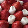 Букет из клубники в шоколаде с маршмэллоу фото 3